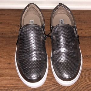 Women’s Steve Madden slip ons